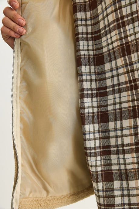 Oversized Pluche Jas met Zakken - Image 6