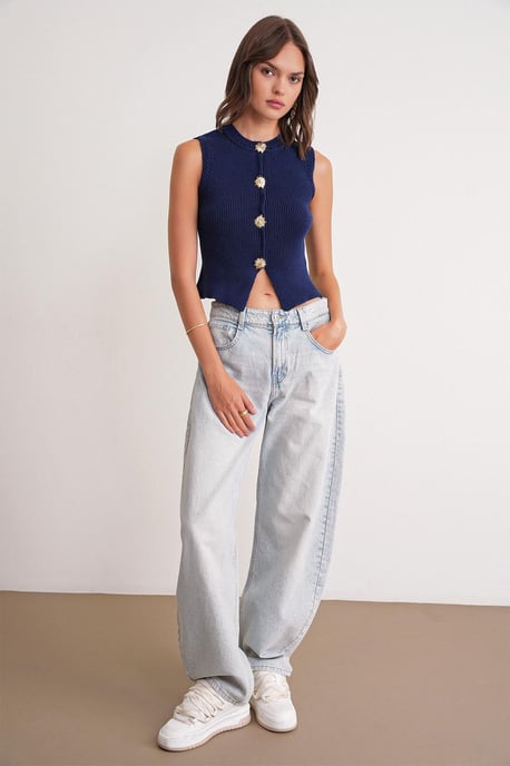 Texturerad Stickad Cropp Topp med Knappar - Image 2