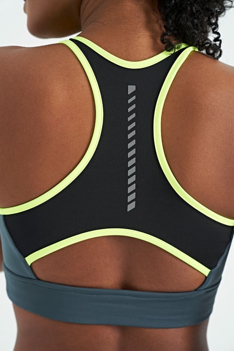 Åtsittande U-krage Stickad Sport Crop Top - Image 4