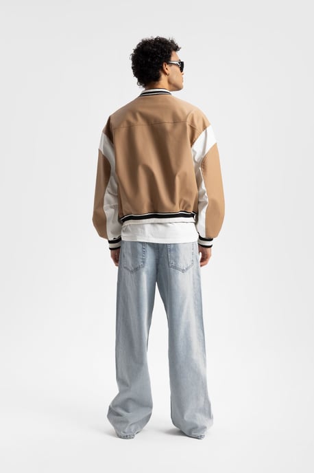 Avslappnad passform raka jeans - Image 5