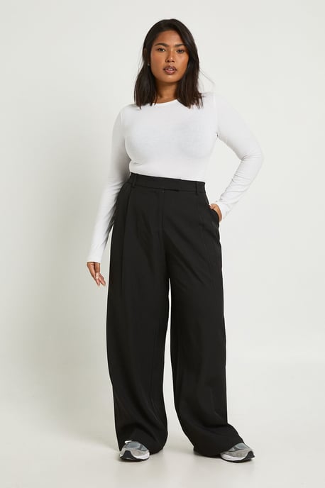 Plus Boohoo Basics Tailored Wide Leg Trouser - Image 3