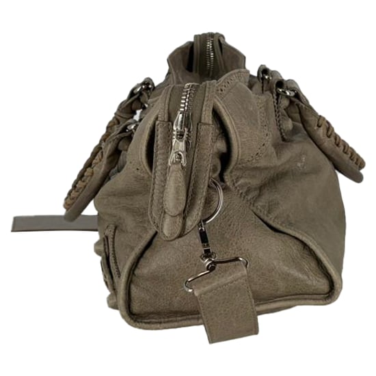 Balenciaga Motocross Covered Brogues City Bag in beige leer - Image 3