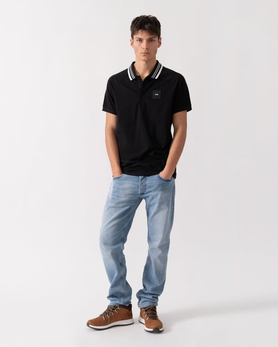 Paddy Rib Polo Shirt in Black - Image 4
