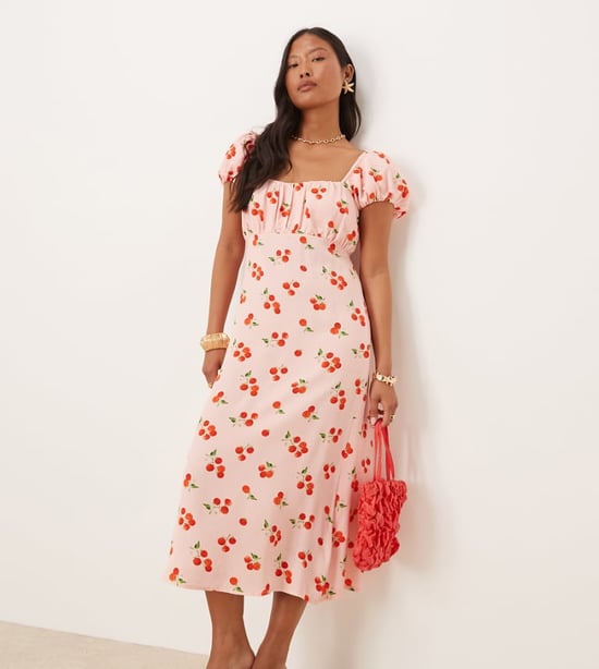 Nobody's Child Petite Raven puff sleeve midi dress in tomato print - Image 1