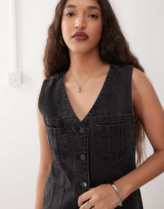 Noisy May denim waistcoat mini dress in washed black - Image 4