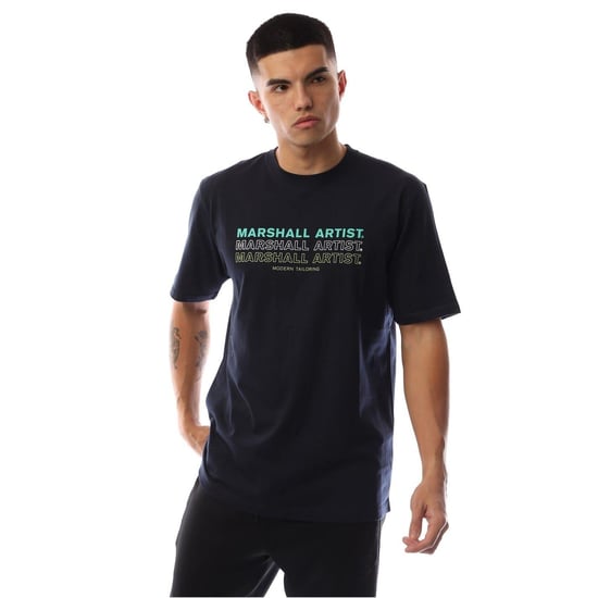 Marshall Artist Heren Repeat Logo Regular T-Shirt (Marine) - Image 1
