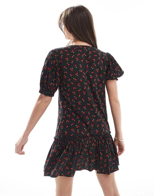 Miss Selfridge printed spun smock dress in Black Cherry Print - Image 3