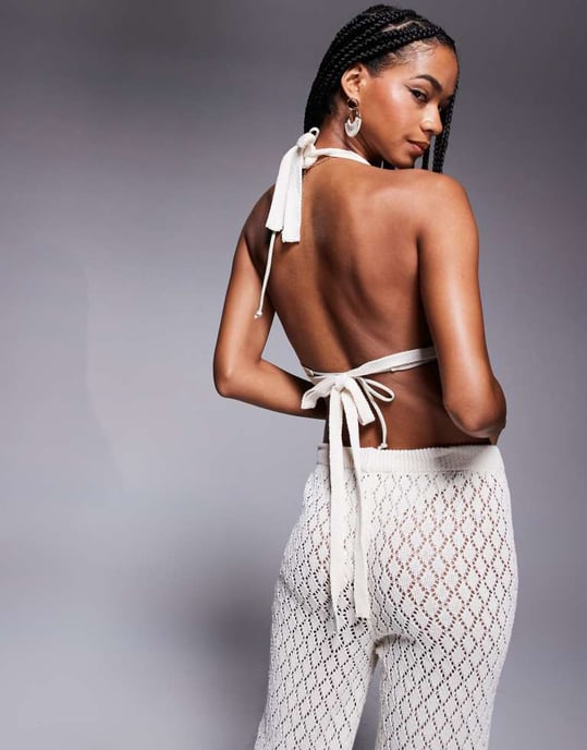 Missyempire beach knitted tie back bralet co-ord in cream - Image 3