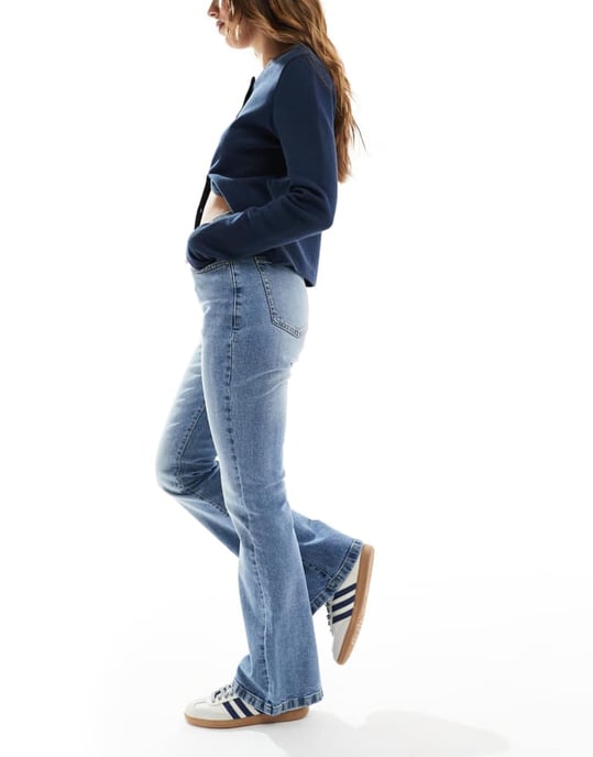Cotton On 70s high rise flared jean in stone blue - Image 3