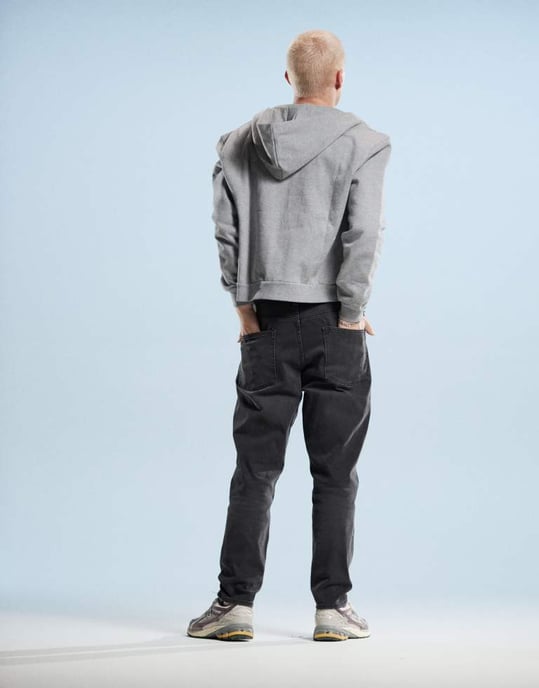 ASOS DESIGN tapered jeans in black wash - Image 3
