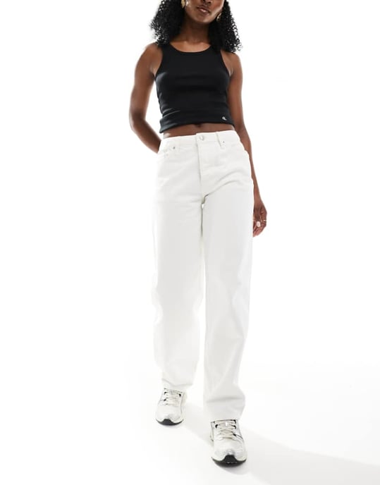 Calvin Klein Jeans 90s loose jeans in white wash - Image 1