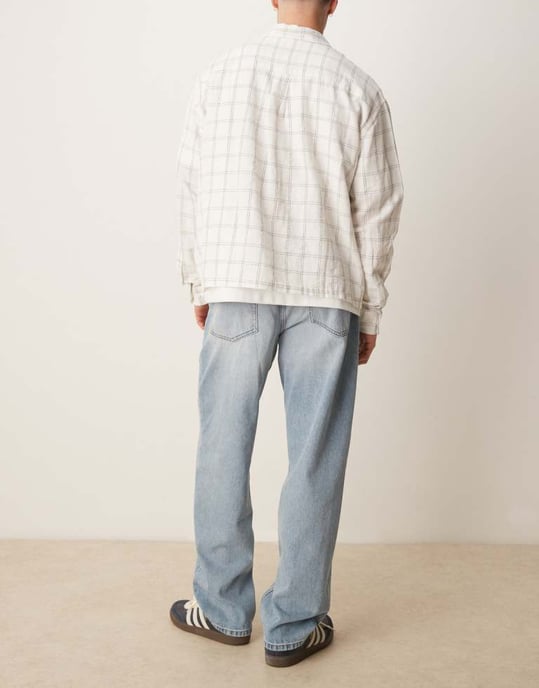 ASOS DESIGN baggy jeans in light wash blue - Image 2