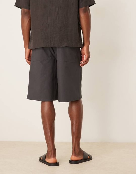 ASOS DESIGN long length pleated shorts in charcoal - Image 3