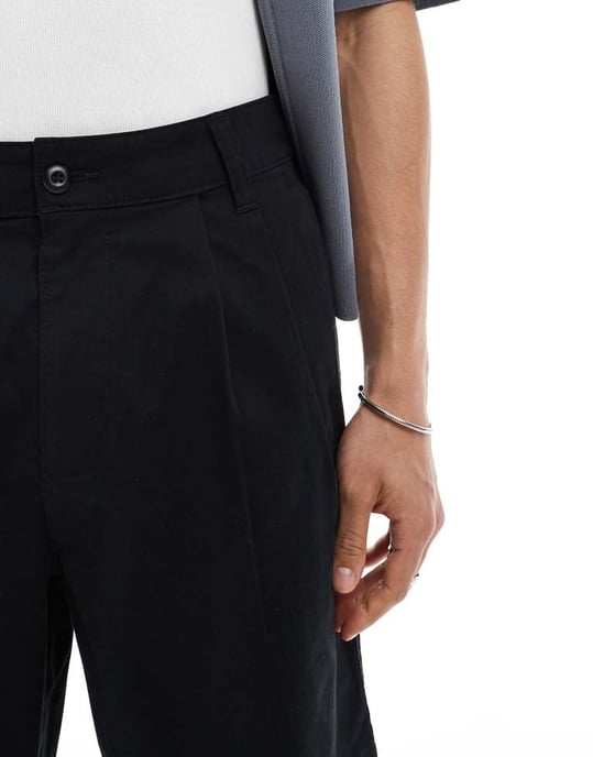 Hollister bermuda short in black - Image 4