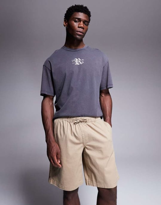 ADPT loose fit chino short in beige - Image 2