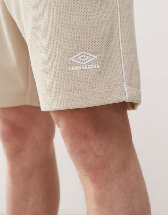 Umbro panelled mesh shorts in beige - Image 4