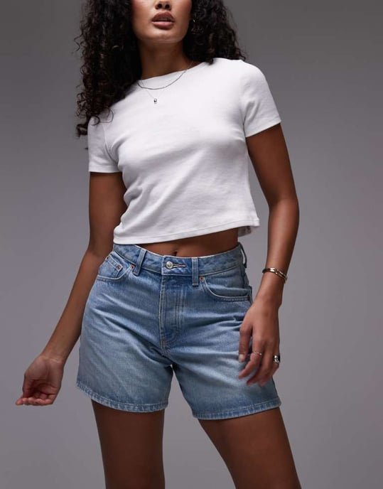 Topshop Hourglass denim Editor shorts in bleach - Image 2