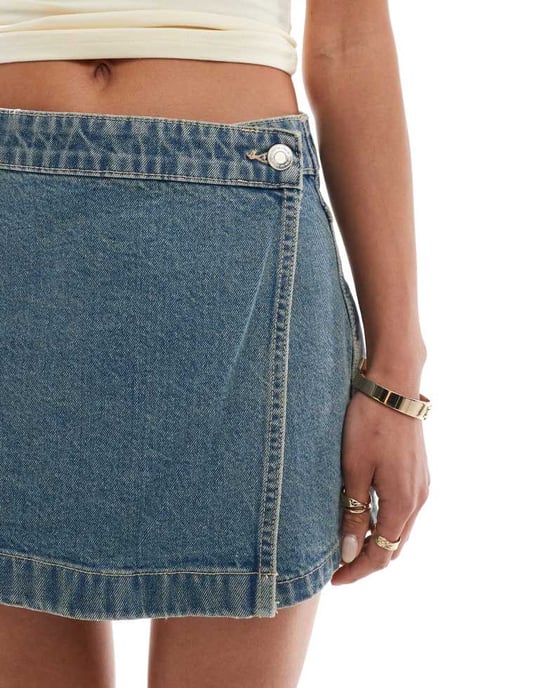 Cotton On asymmetric wrap skort in sahara blue - Image 4