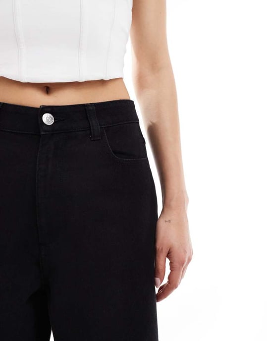 Miss Selfridge denim jort in black wash - Image 4