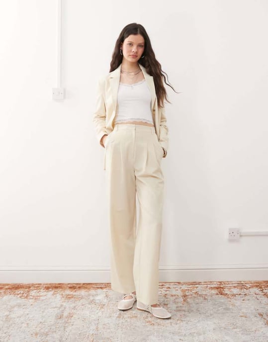Miss Selfridge essential wide leg trouser in buttermilk - Image 1