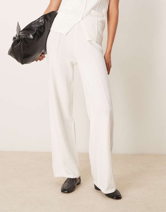 ASOS DESIGN knitted wide leg trouser co-ord in white - Image 3