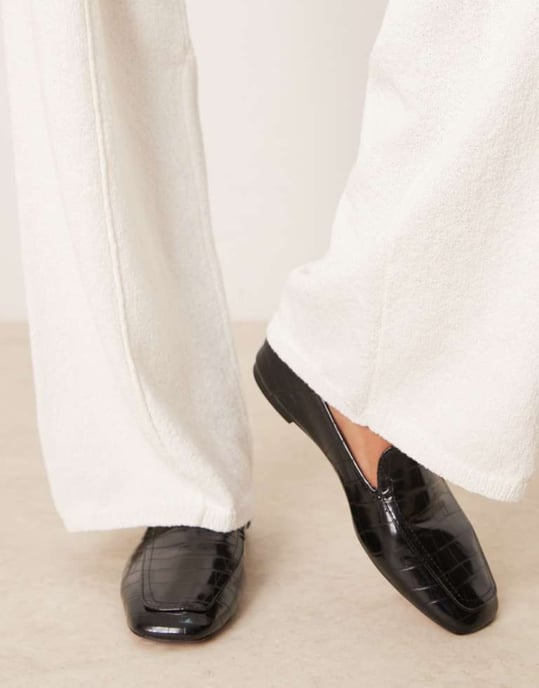 ASOS DESIGN knitted wide leg trouser co-ord in white - Image 4