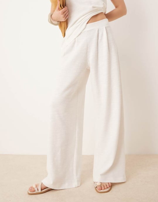ASOS DESIGN pleat front wide leg trouser in white boucle jersey - Image 2