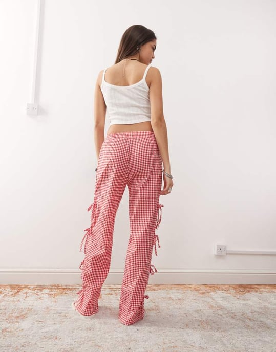 Noisy May wide leg side tie detail trousers in red gingham - Image 4