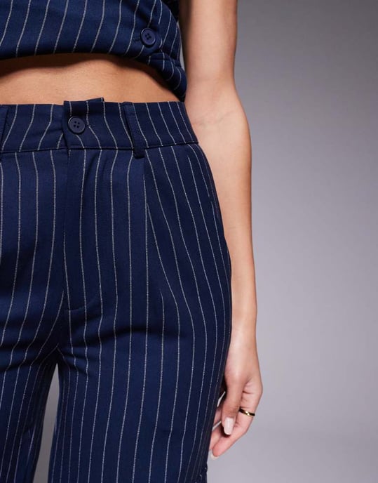 In The Style x Natalya Wright exclusive tailored wide leg pocket detail trousers co-ord in navy pinstripe - Image 3