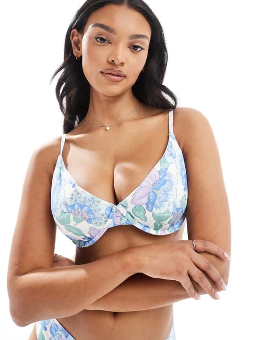 Hollister curvy underwire bikini top co-ord in floral print - Image 1