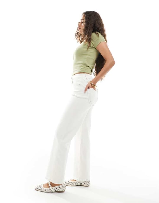 Miss Selfridge Petite heart pocket straight leg jean - Image 3