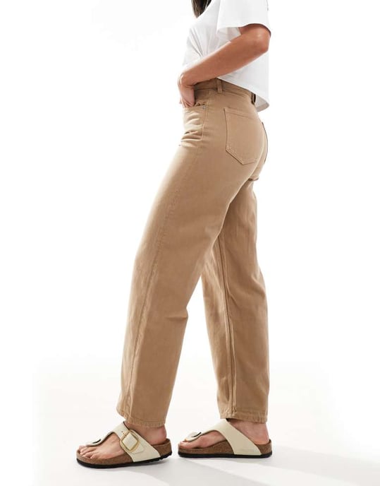 Calvin Klein Jeans barrel jeans in beige wash - Image 2