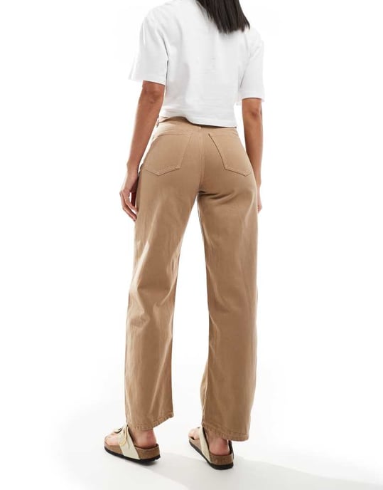 Calvin Klein Jeans barrel jeans in beige wash - Image 3