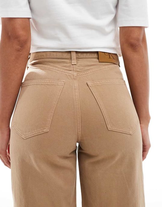 Calvin Klein Jeans barrel jeans in beige wash - Image 4