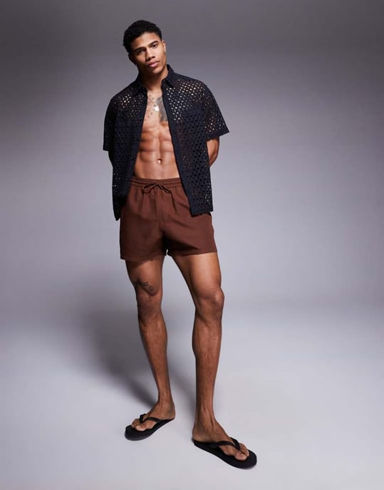 ASOS DESIGN swim shorts in short length in dark brown - Image 4