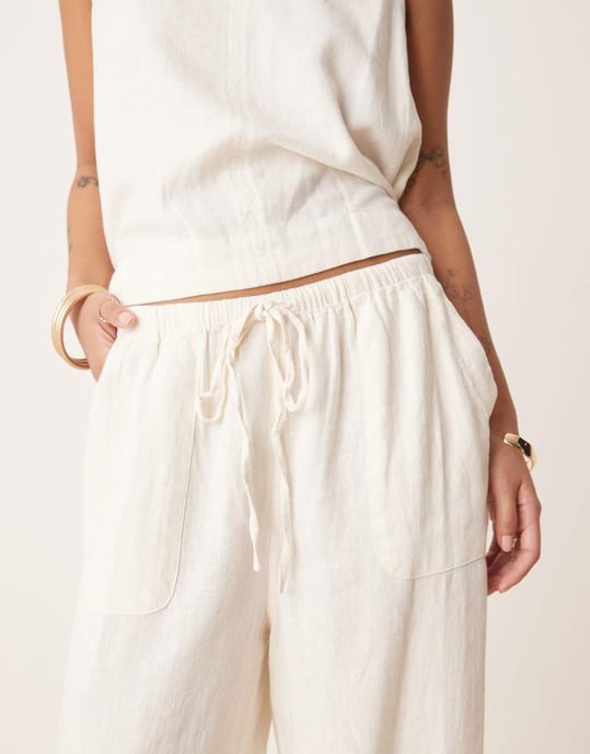 Nobody's Child Petite Shona straight leg trousers co-ord in cream - Image 2