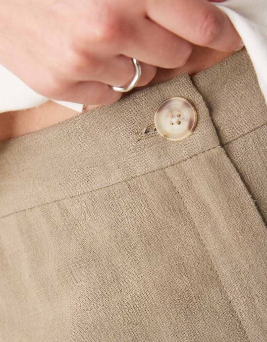 ASOS DESIGN Tall relaxed straight leg trousers with linen in khaki - Image 2