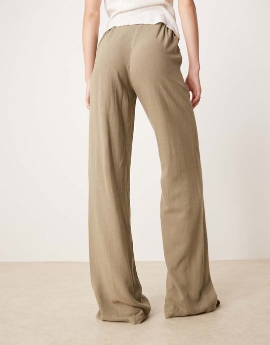 ASOS DESIGN Tall relaxed straight leg trousers with linen in khaki - Image 3