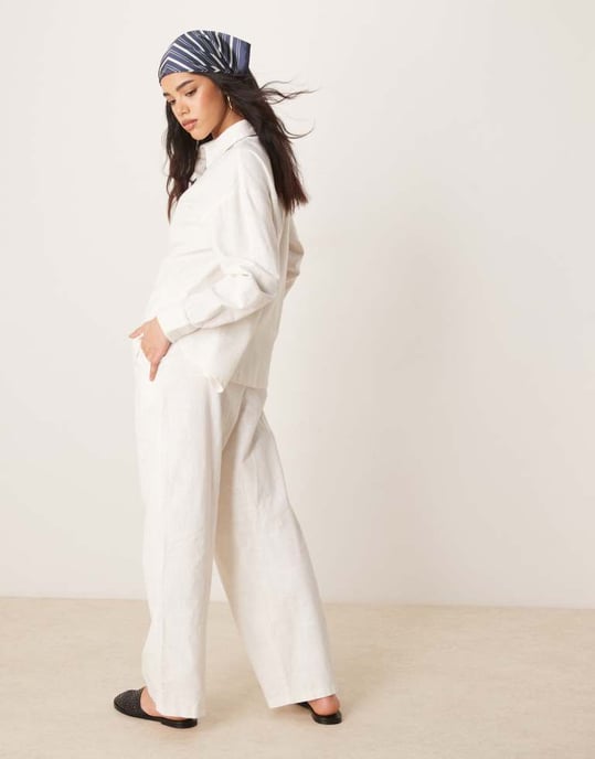 ASOS DESIGN linen look pull on trousers co-ord in off white - Image 4