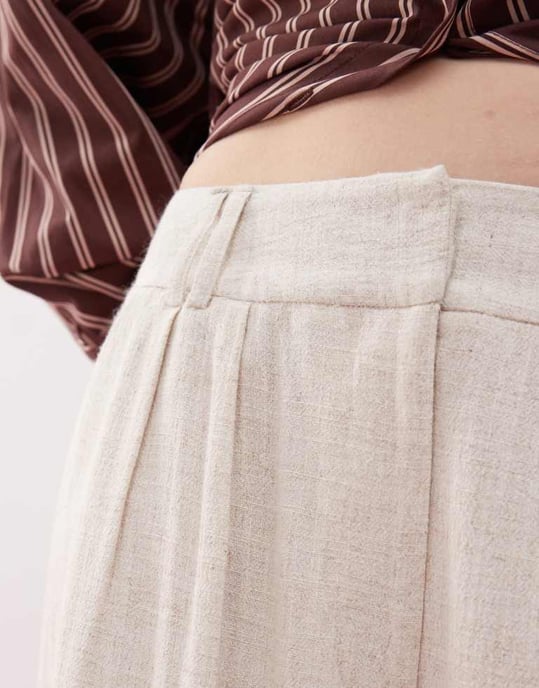 COLLUSION relaxed woven trouser with linen in stone - STONE - Image 3