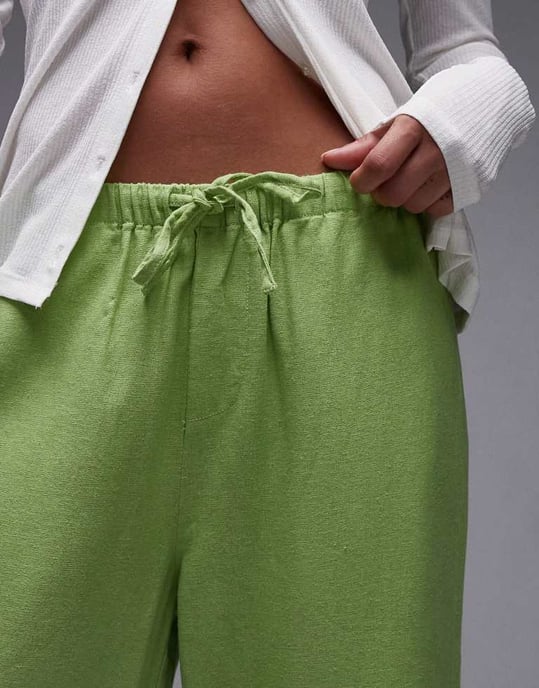 Topshop mid rise linen awkward length trouser in green - Image 2