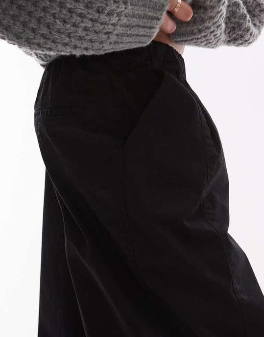 Topshop balloon casual fit trouser in black - Image 4