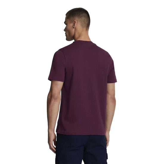 Lyle & Scott T-shirt för män med ton-i-ton-mönster och rund halsringning (Röd) - Image 3