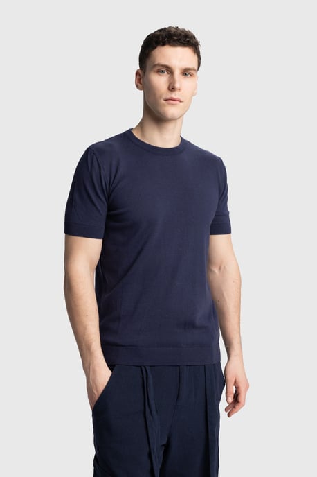 Kortärmad T-shirt med rund halsringning - Image 5