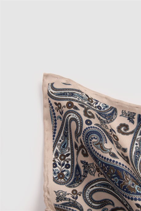Pocket Square in Stone - Image 2