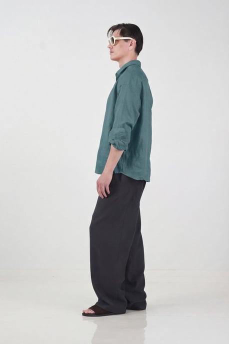 Herrarnas oversized skjorta i linneblandning med långa ärmar - Image 4