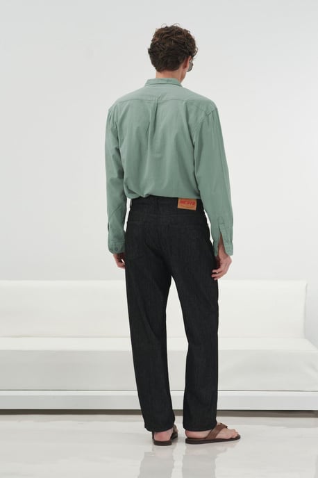 Herrskjorta i bomulls-poplin med långa ärmar - Image 3