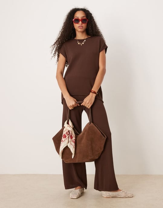 ASOS DESIGN stickad slub t-shirt set i choklad - Image 3
