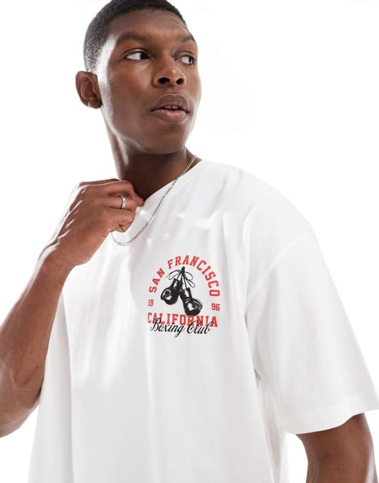 ASOS DESIGN oversize t-shirt med sportgrafik i vitt - Image 3