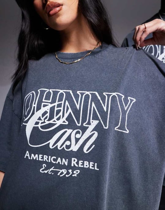 ASOS DESIGN unisex oversized t-shirt med Johnny Cash-tryck i tvättad svart - Image 3